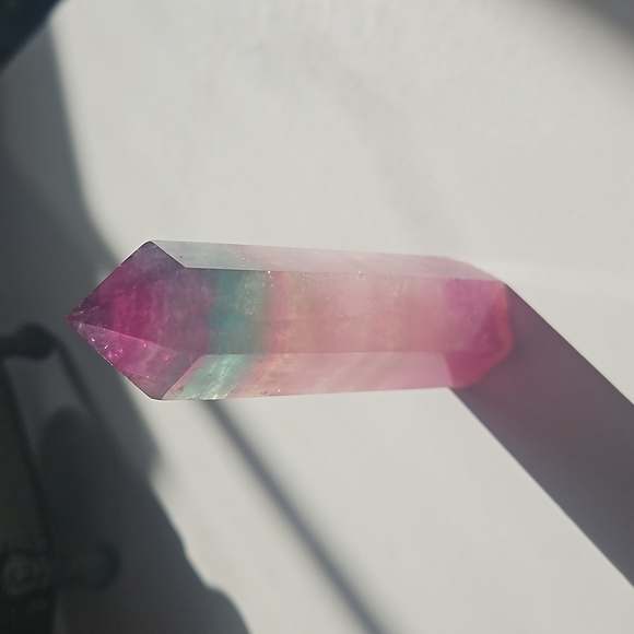Fluorite Point Crystal 🔮 - Picture 1 of 6